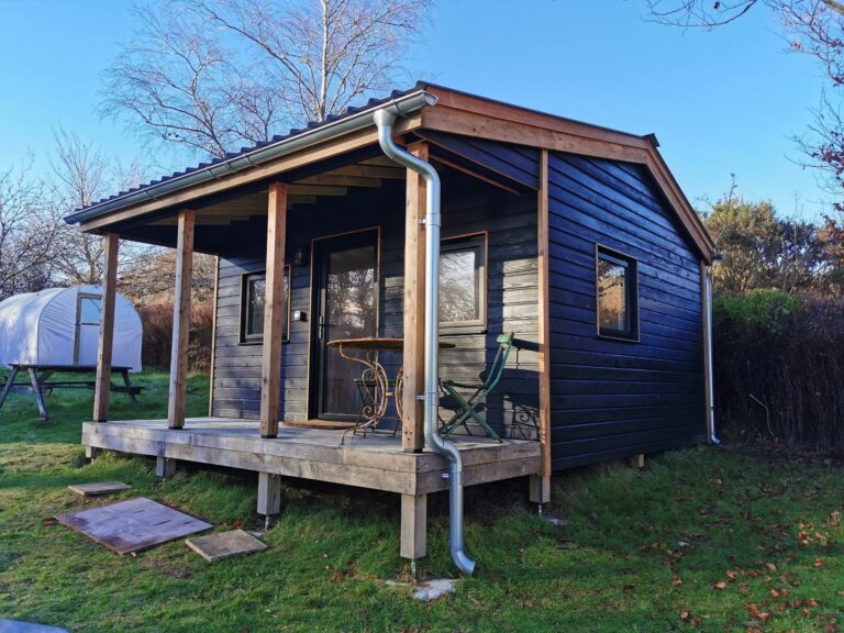 finished cabin with Lindab guttering